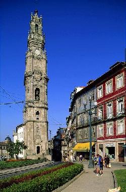 Igreja e Torre dos Cl�rigos: Torre dos Cl�rigos - Haga clic para aumentar