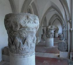Queen Leonor Museum: Beja Regional Museum: Roman capitals - Click to enlarge