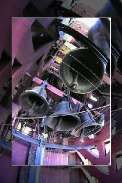 Mafra National Palace and Monastery: Mafra Basilica: bells - Click to enlarge