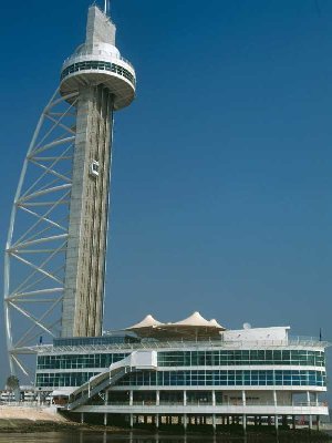 Parque das Nações: Torre Vasco da Gama