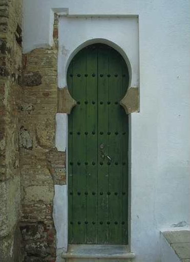 Igreja de Santa Maria: porta lateral