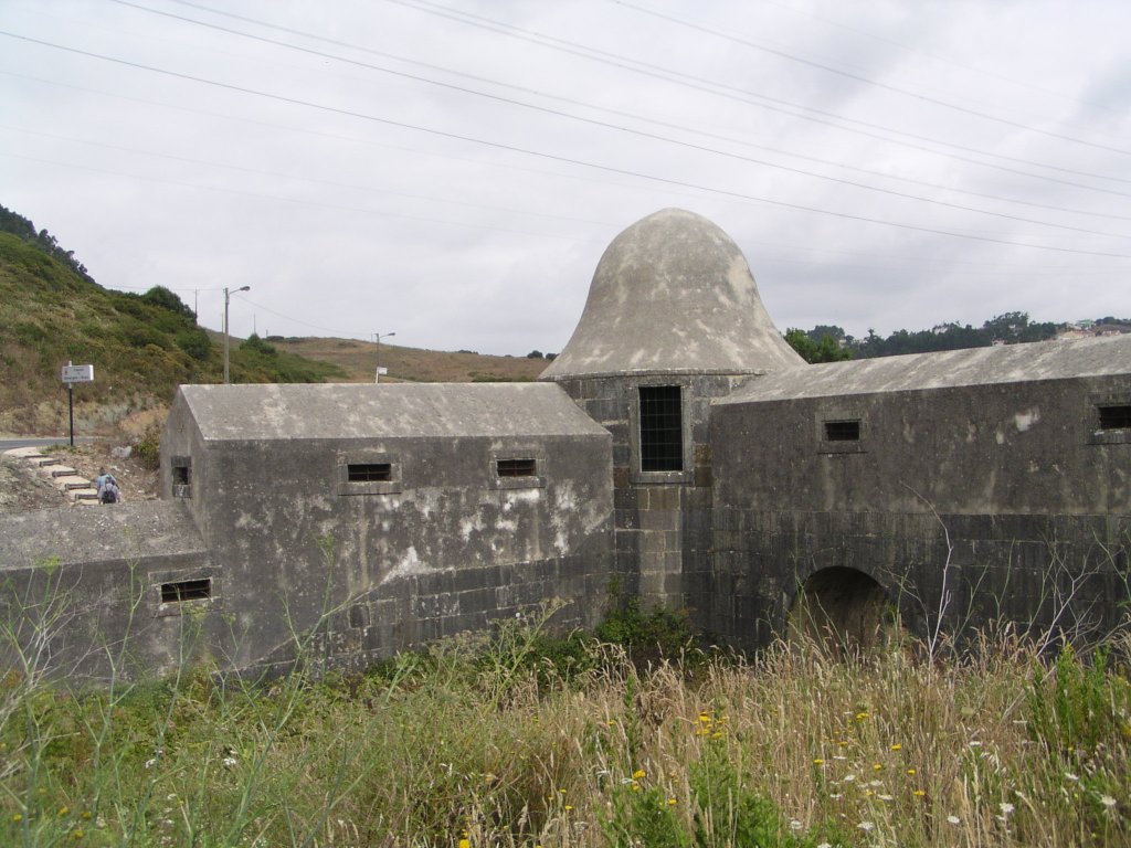 Belas: Aqueduto das �guas Livres (nascentes)