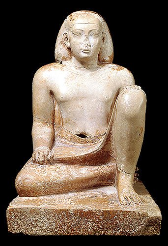 MCG: Est�tua eg�pcia (s�c. VII a.C.)